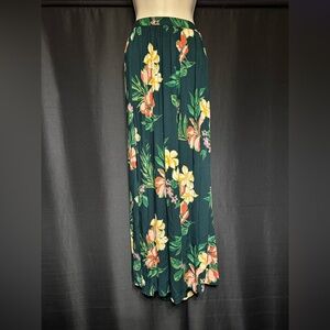 Patrons of Peace Hunter Green Floral Maxi Skirt | 2 Front Side Slits Size S